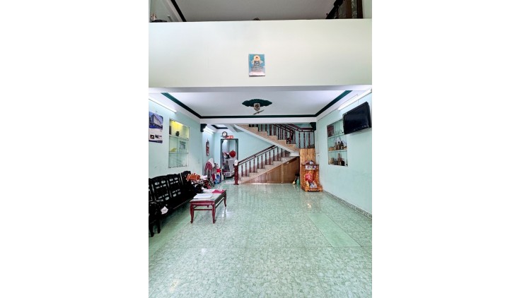 Mặt tiền đường sổ 26 An Dương Vương 5x16 đúc 4 tầng chỉ 9 tỷ 4